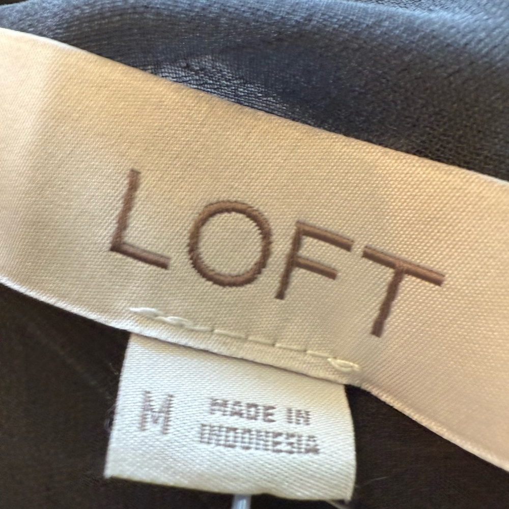 NWT Loft Womens Lined Camisole Top Size M Charcoal Gray, Floral - Picture 7 of 8